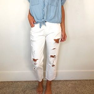 Zara Distressed white boyfriend jeans!